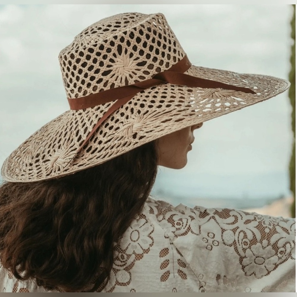 VERONICA BEARD X FREYA Meringue Raffia Beach Hat Cream Sun with Brown Ribbon NWT - Picture 8 of 8
